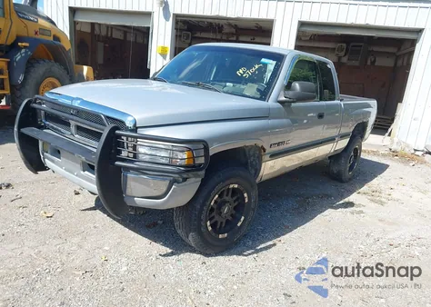 1999 Dodge Ram 1500 из США, поврежденный, VIN 1B7HF13Z0XJ540535